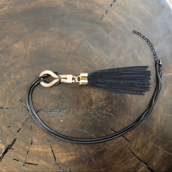 Black and Gold Tassel Pendant Necklace - Picture 5 of 6